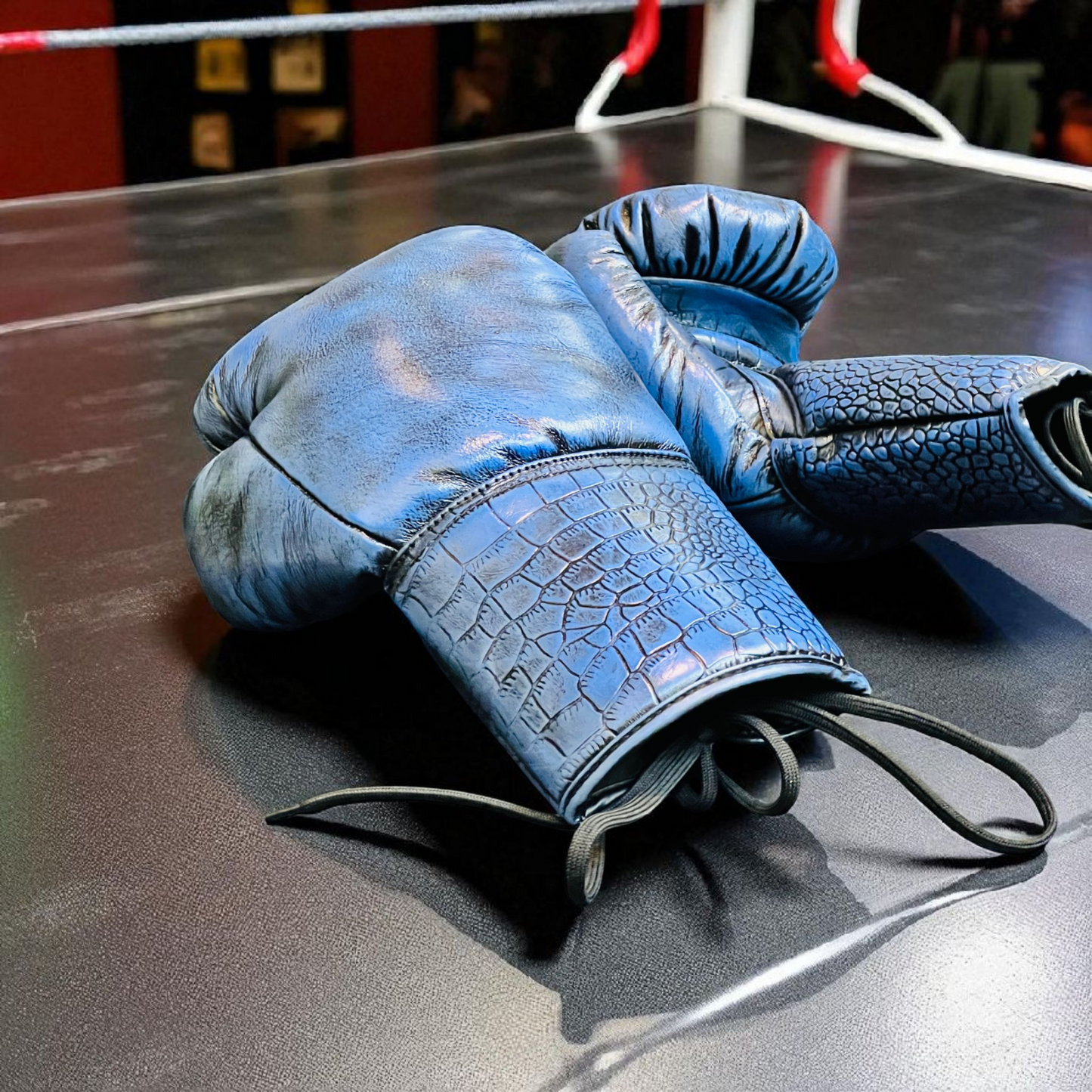 Amazon Cowhide leather Boxing Gloves