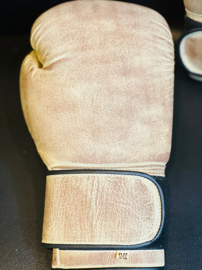 Skin spade leather boxing gloves